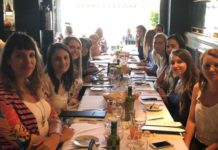 En su día, Crédito y Caución organizó una reunión de mujeres