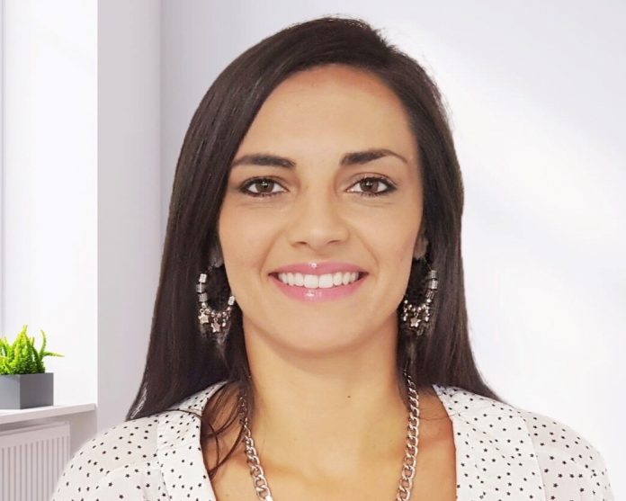 agostina fernández ejecutiva comercial hexagon consulting agostina fernández ejecutiva comercial hexagon consulting