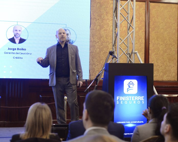 díaz finisterre seguros aseguradora abierta horas año