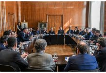 luis caputo reunión representantes aseguradoras evolución macroeconomía