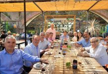 arm services almuerzo periodistas seguro