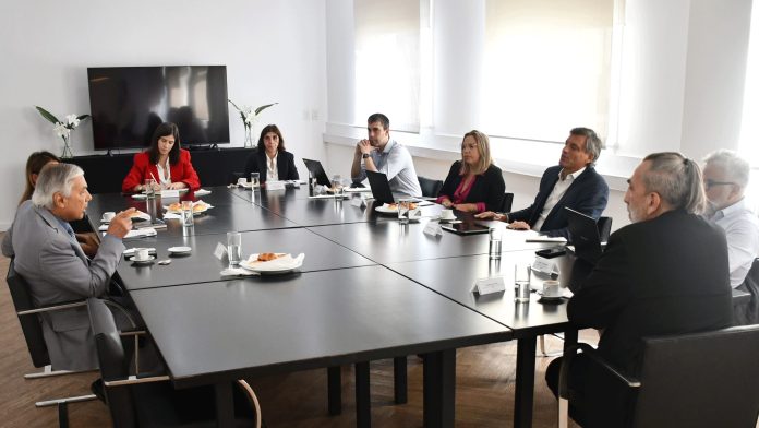 guillermo-plate-superintendente-financiero-colombia