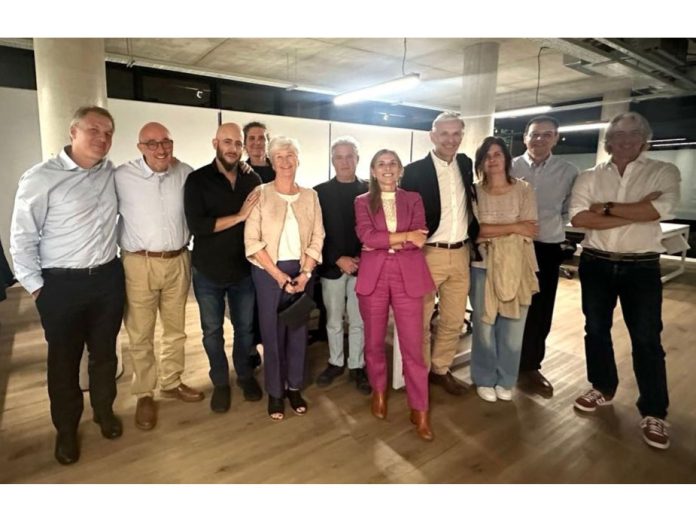 barbuss adquisión browne experiencia centenaria