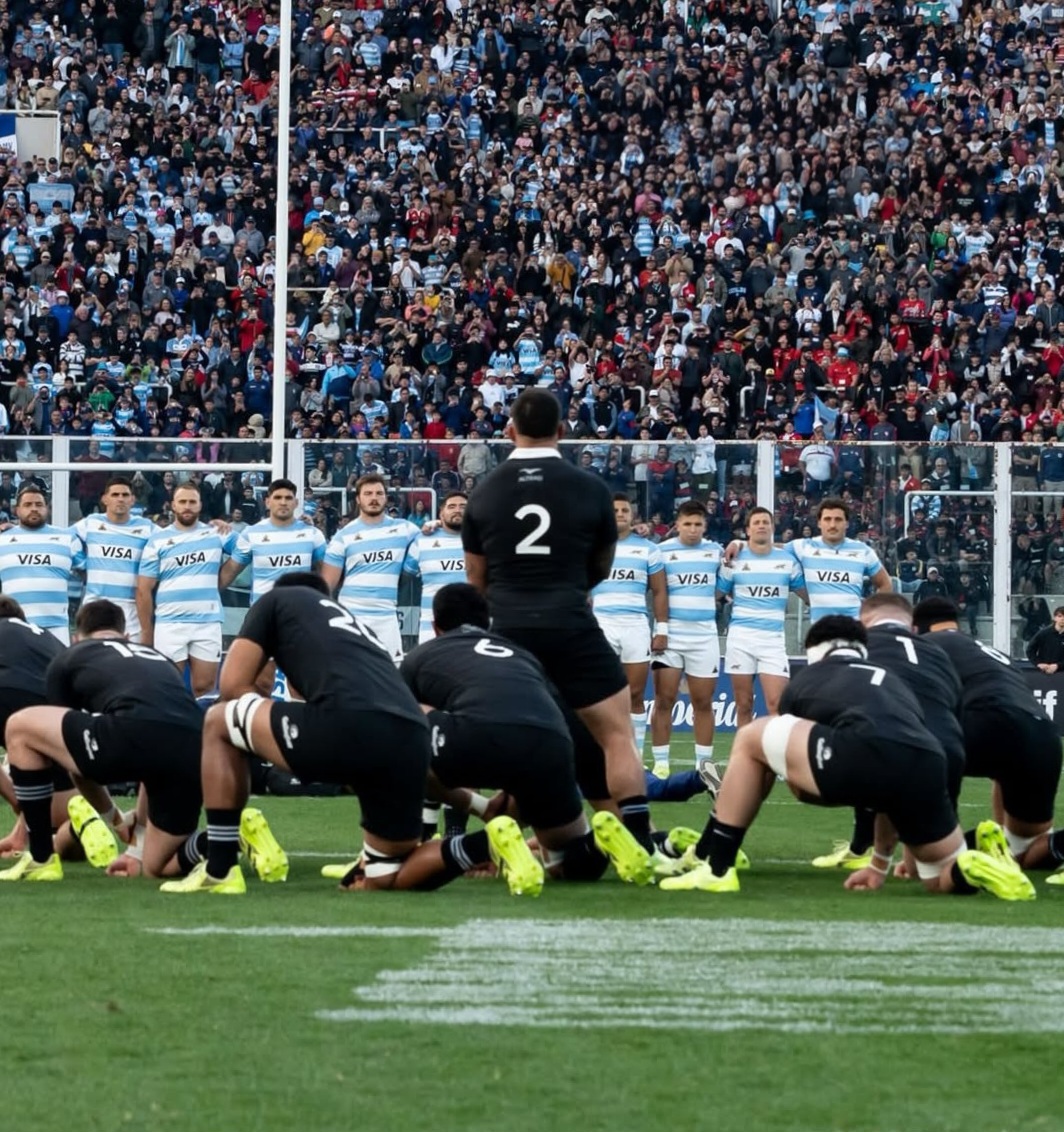 experta-seguros-full-experience-pumas-all-blacks